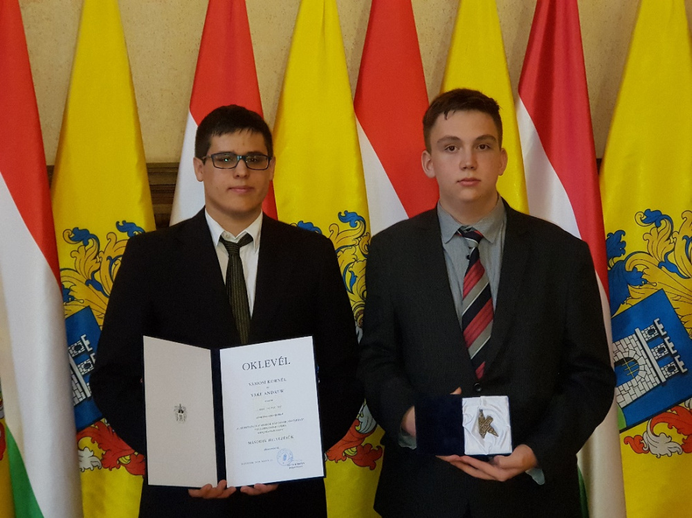 Táncsicsos diákok kapták a Polgármesteri díjat